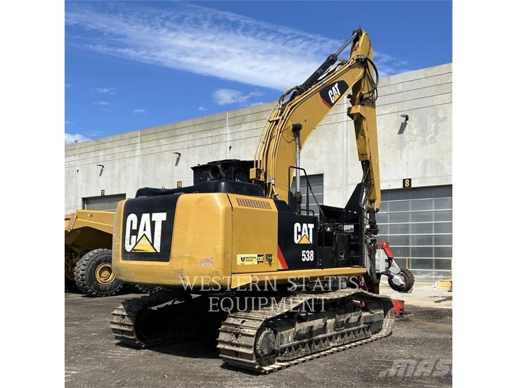 CAT FM538 Горски трактори
