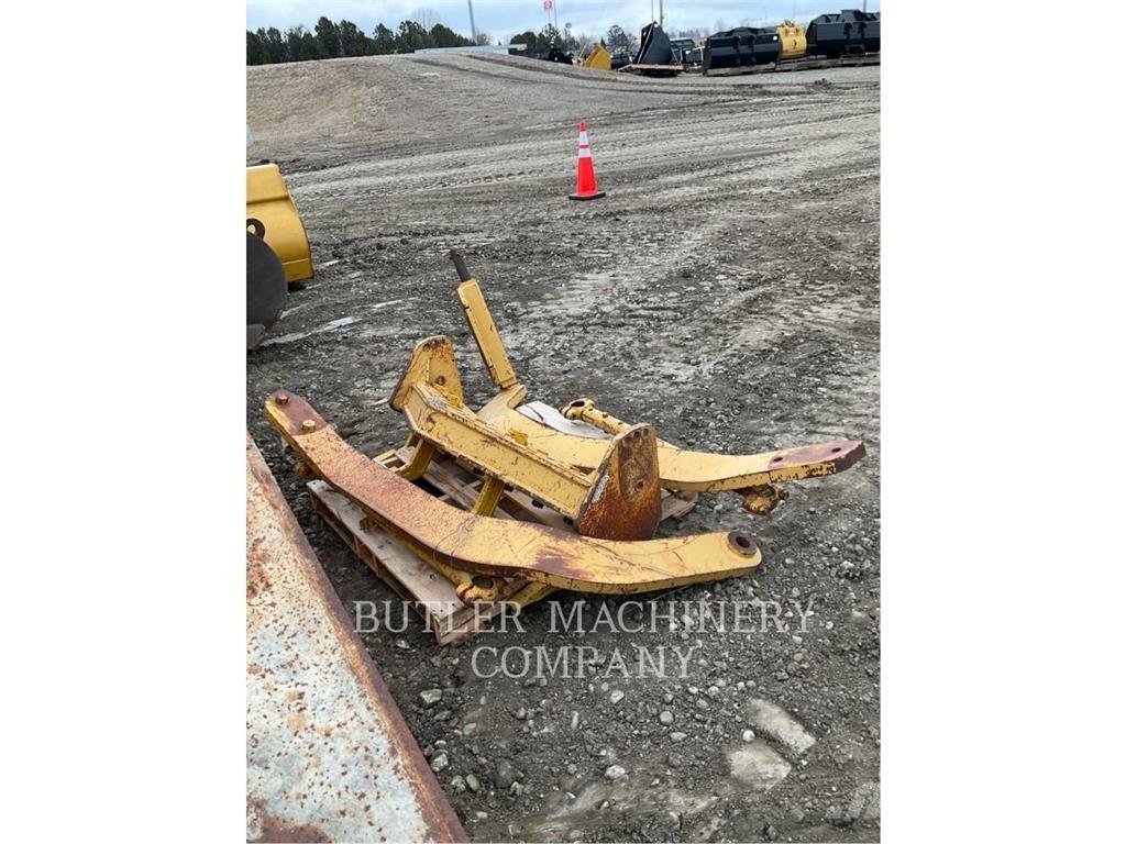 CAT FRONT SCARIFIER Скарификатор