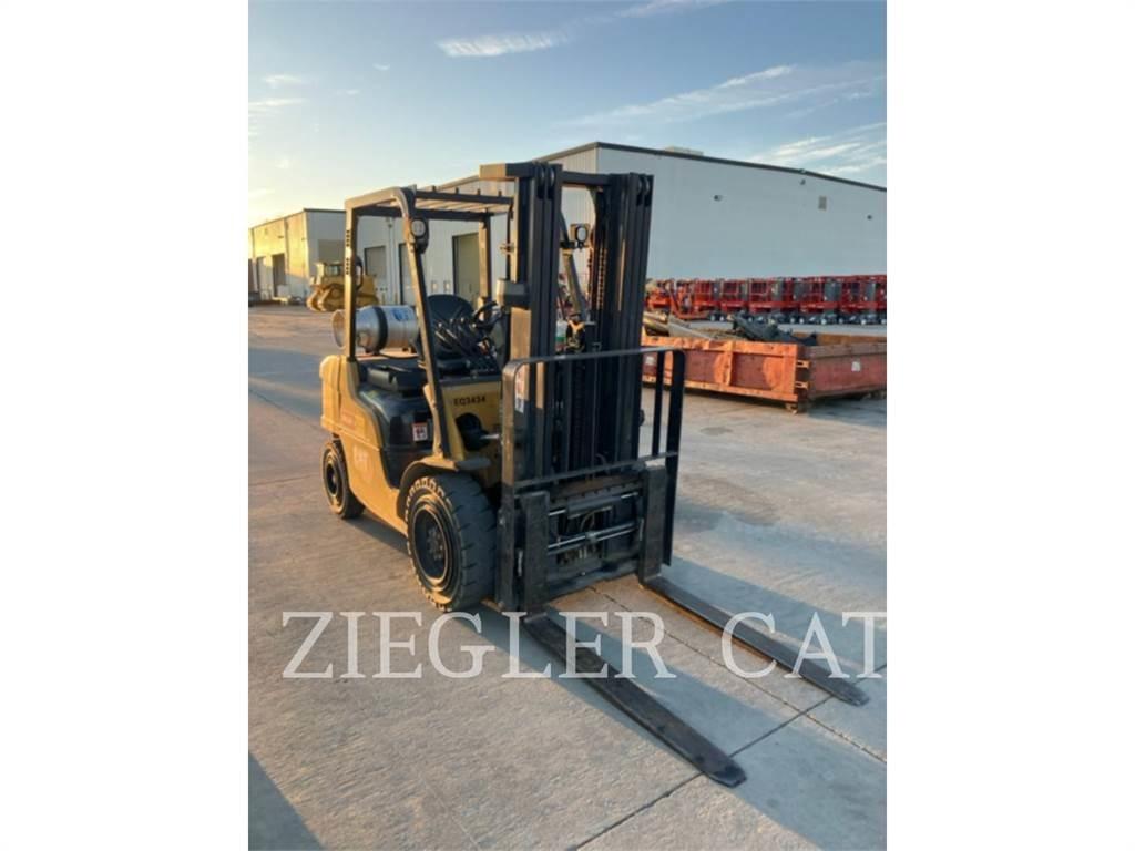 CAT GP30N5 Вилични кари-повдигачи - други