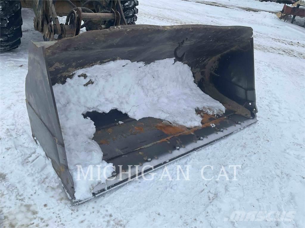 CAT IT28G Колесни товарачи