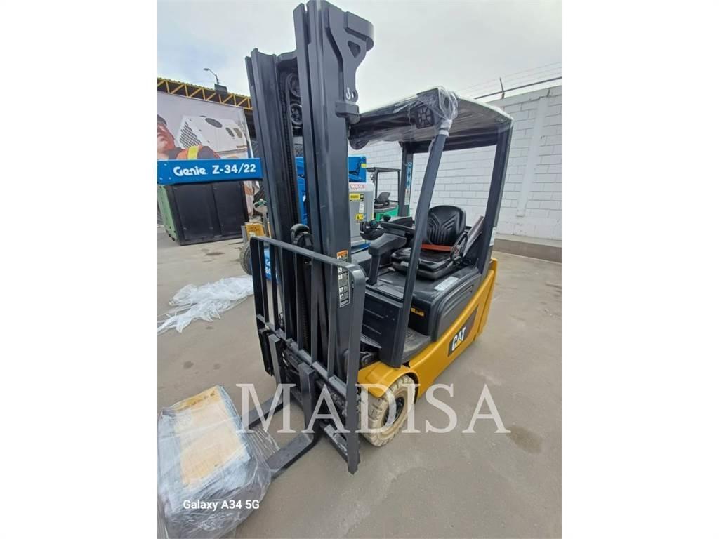 CAT LIFT TRUCKS 2ET3000 Вилични кари-повдигачи - други
