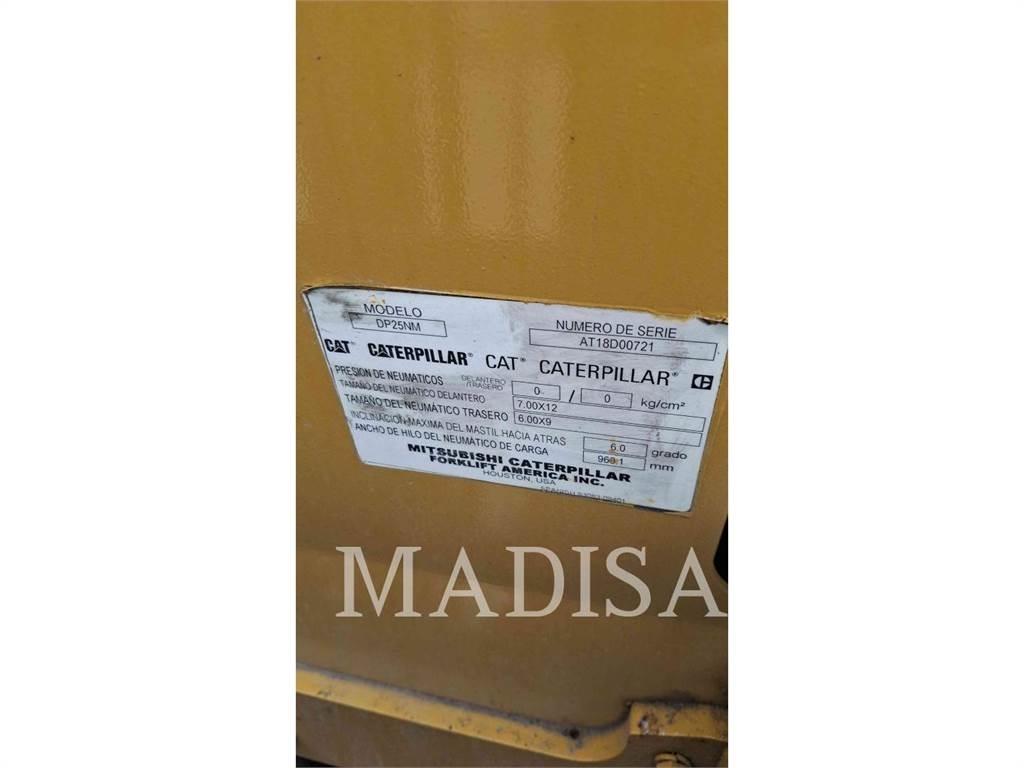 CAT LIFT TRUCKS DP25NM5 Дизелови камиони