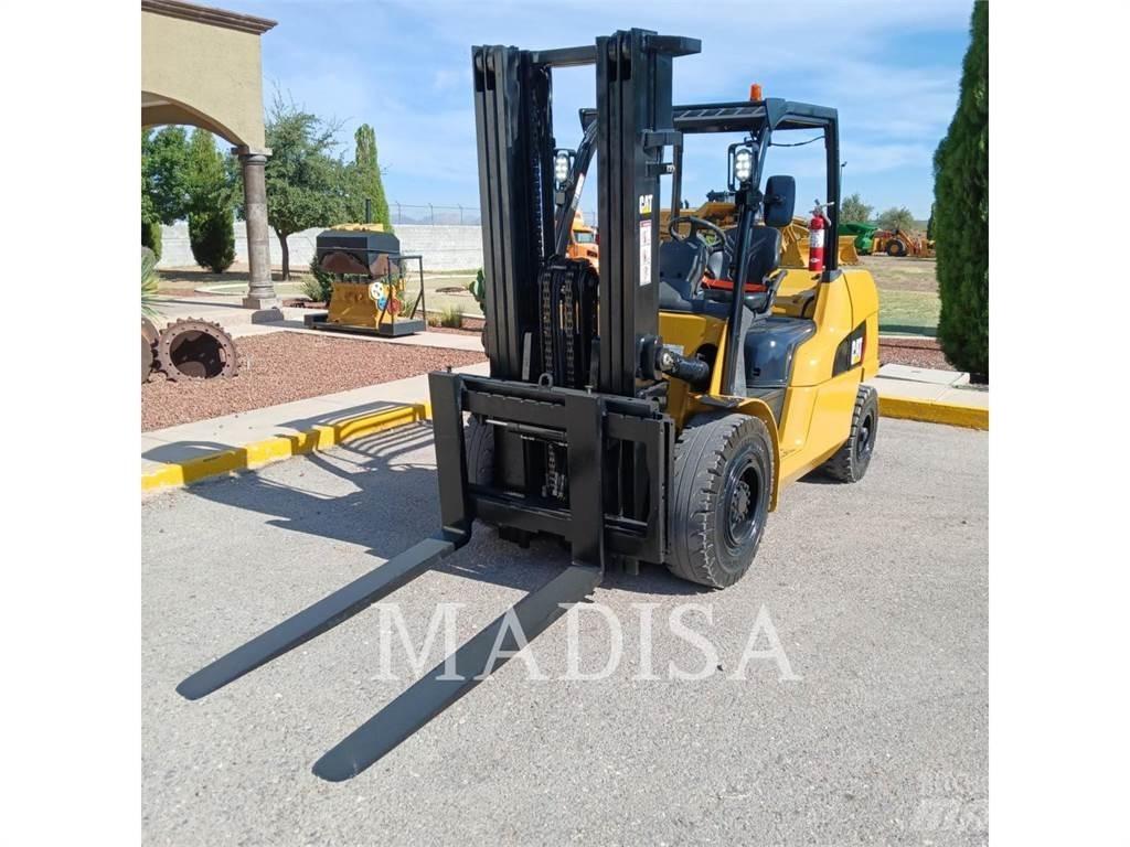CAT LIFT TRUCKS DP50NM Дизелови камиони