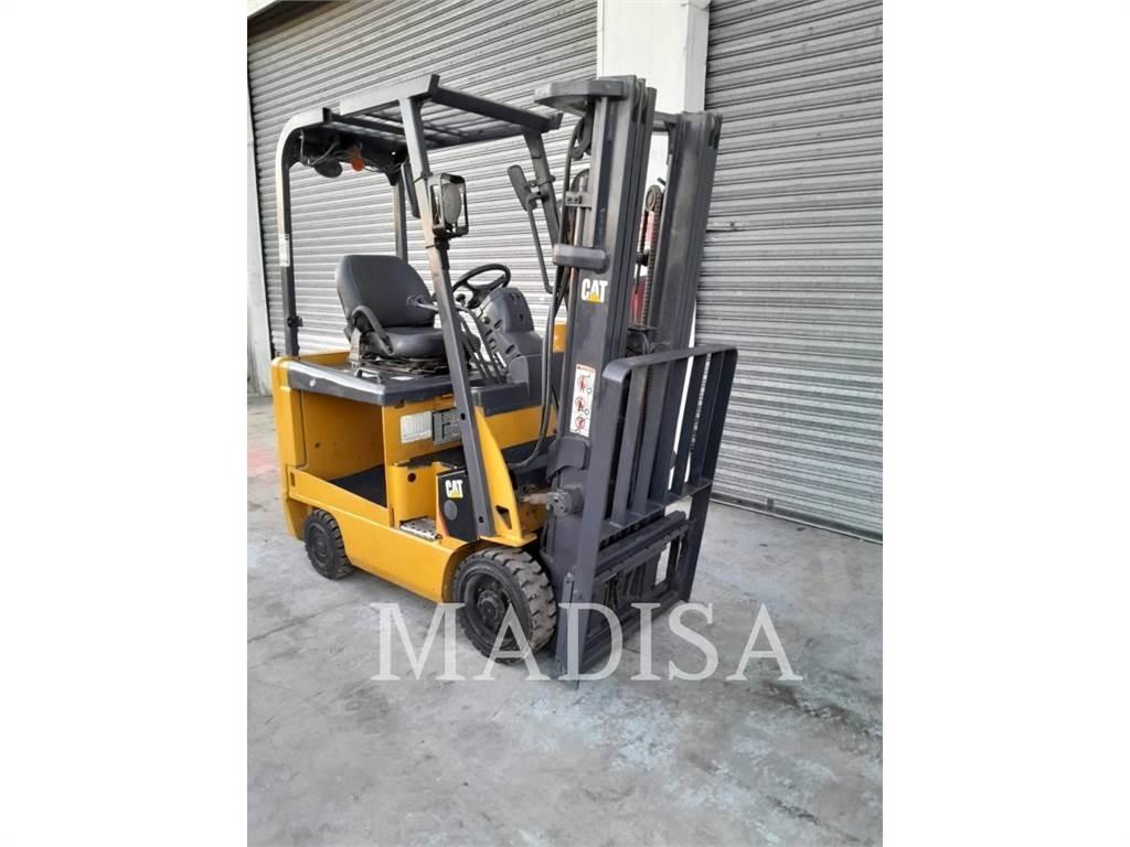 CAT LIFT TRUCKS E3500-AC Вилични кари-повдигачи - други