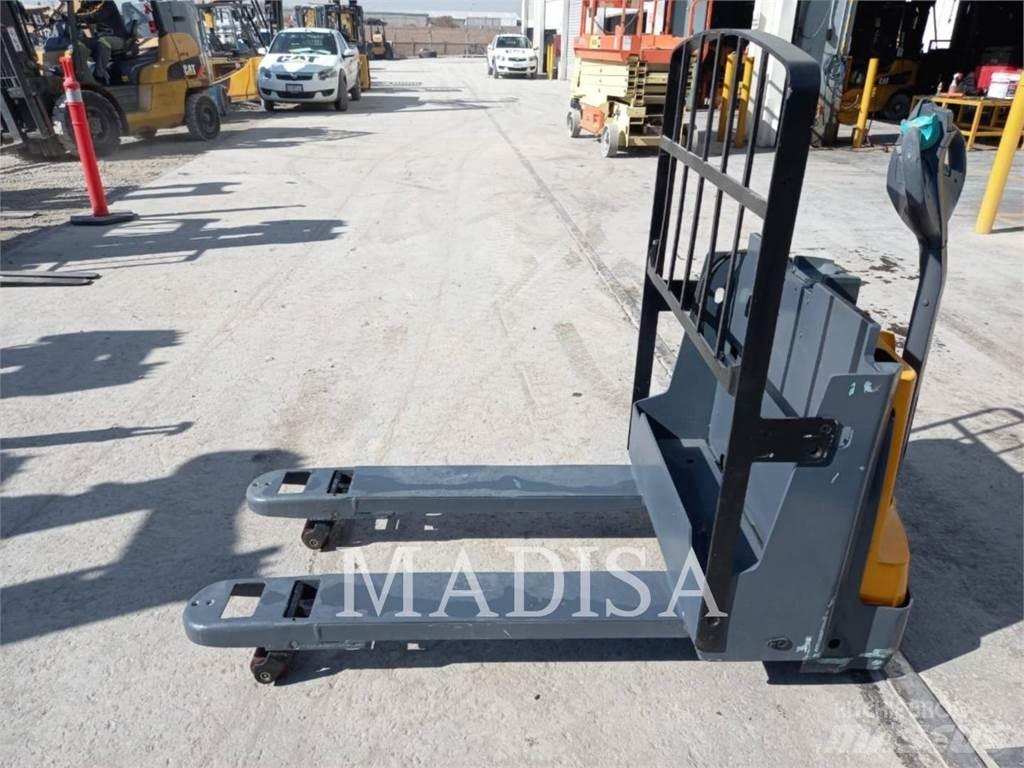 CAT LIFT TRUCKS EJE120E Вилични кари-повдигачи - други