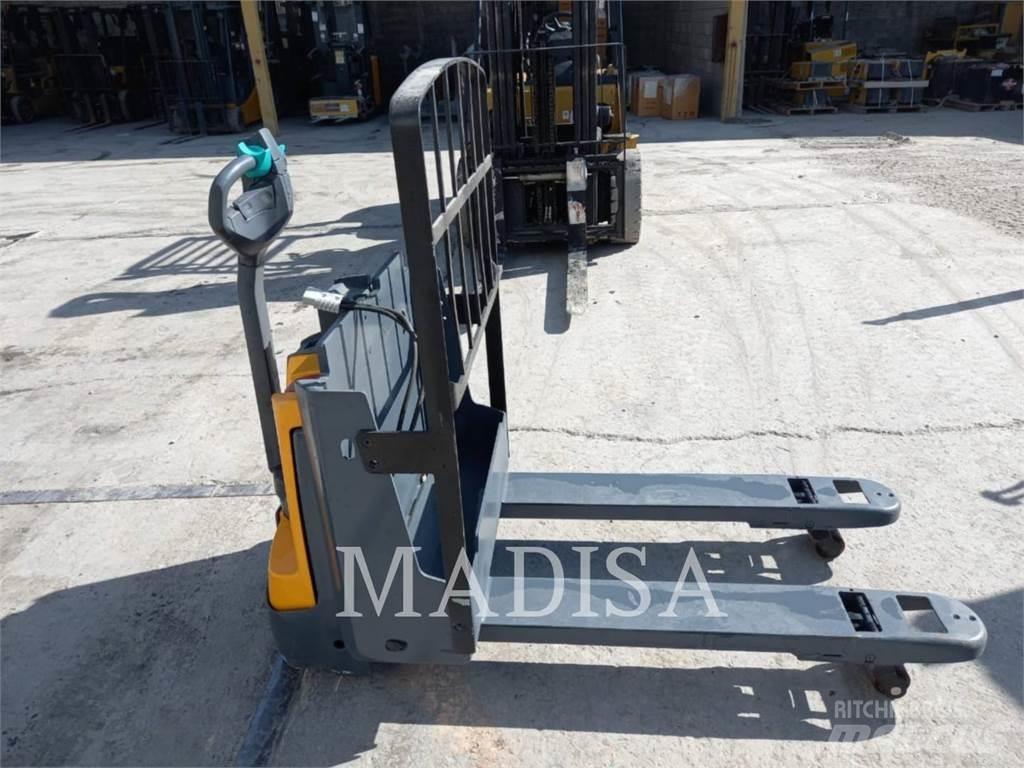 CAT LIFT TRUCKS EJE120E Вилични кари-повдигачи - други