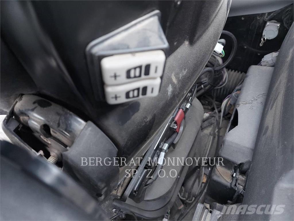 CAT M313D Колесни екскаватори