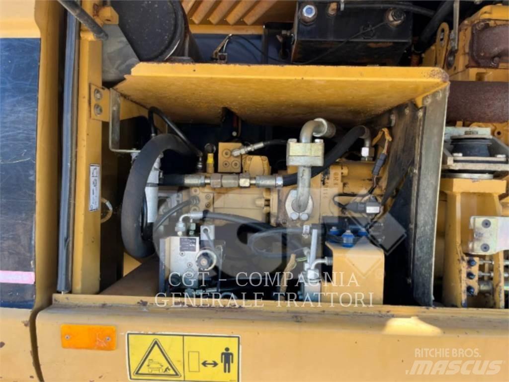 CAT M315C Колесни екскаватори