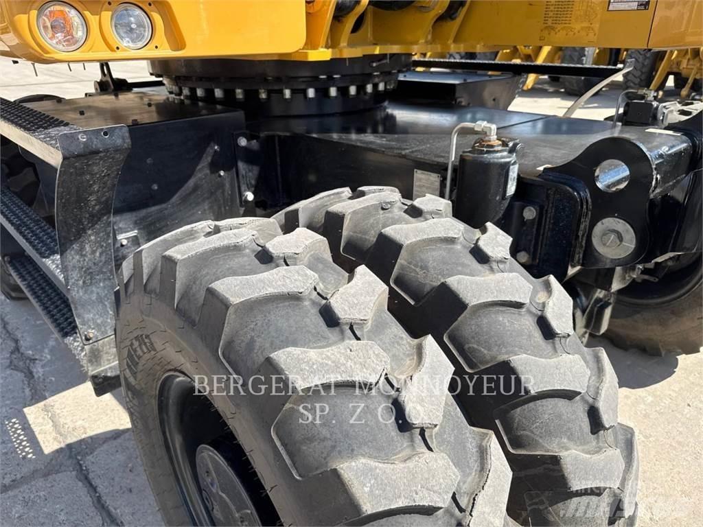 CAT M316 Колесни екскаватори