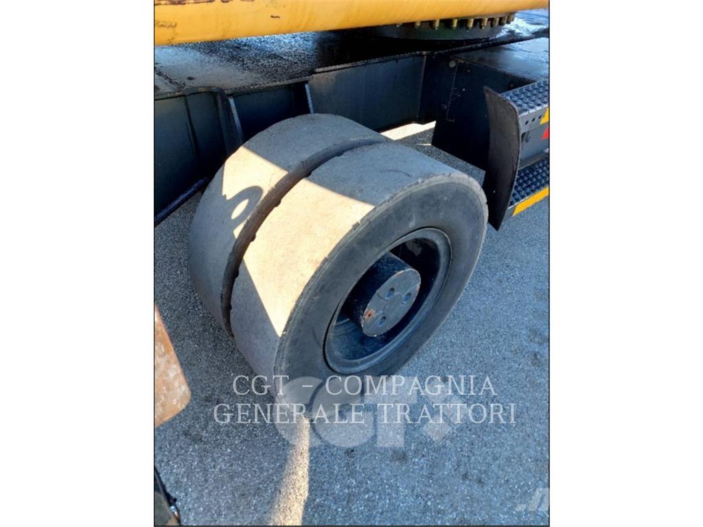 CAT M318D MH Колесни екскаватори