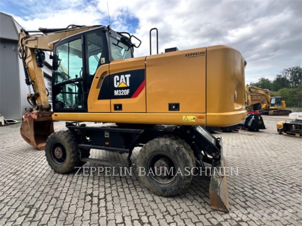 CAT M320F Колесни екскаватори