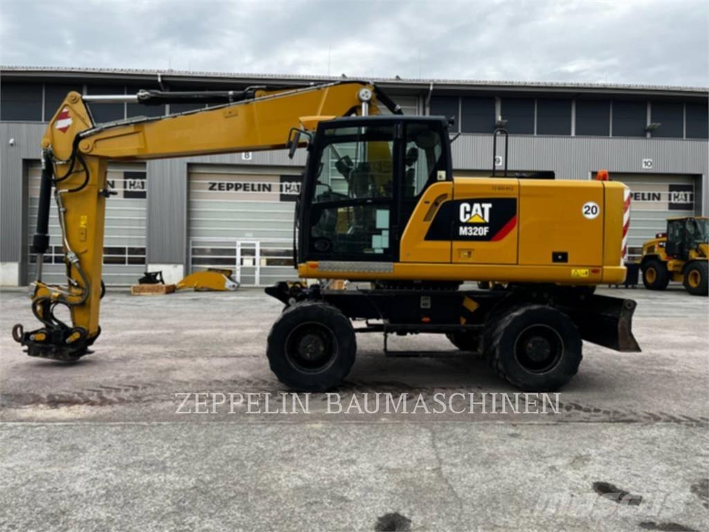 CAT M320F Колесни екскаватори