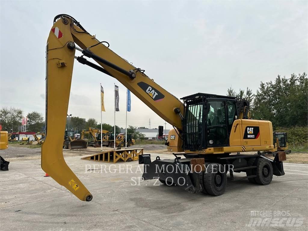 CAT MH3022 Колесни екскаватори