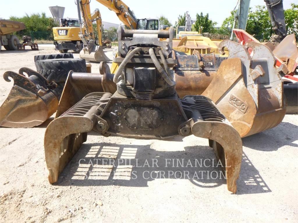 CAT MH3022-06 Колесни екскаватори