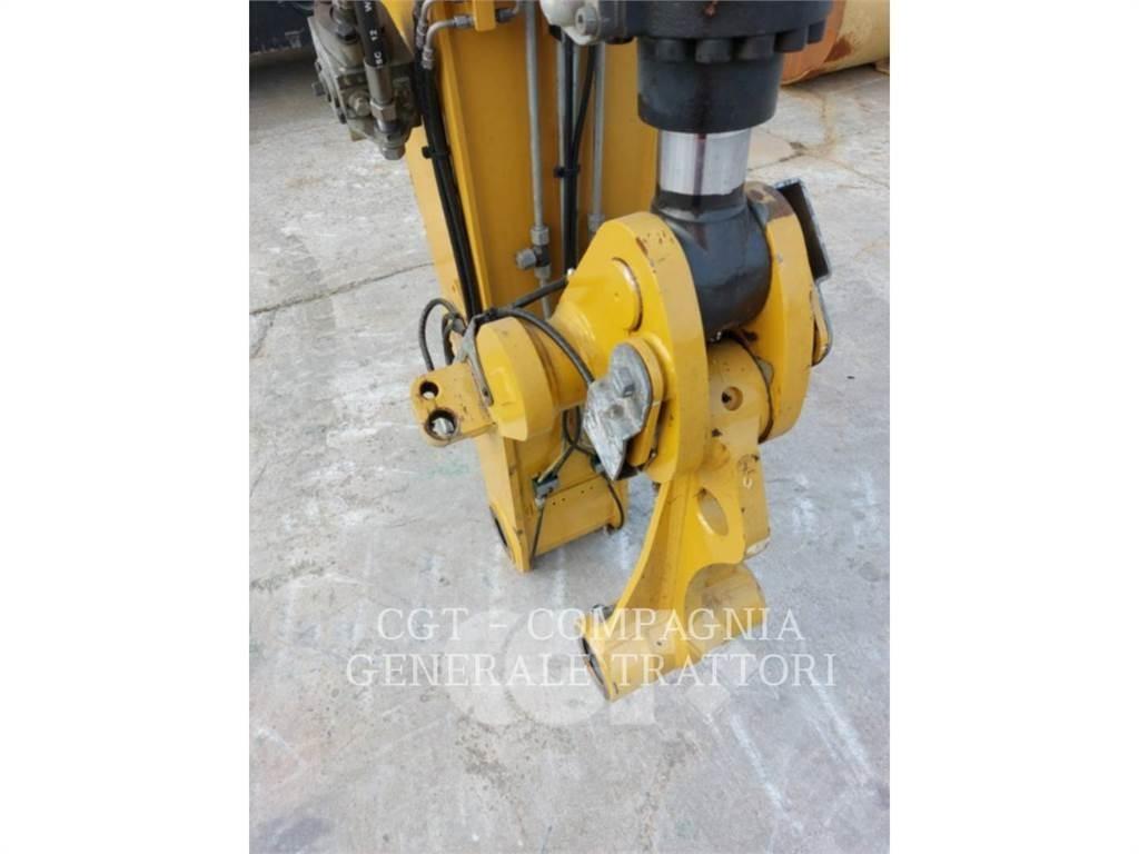 CAT MH3024 Колесни екскаватори