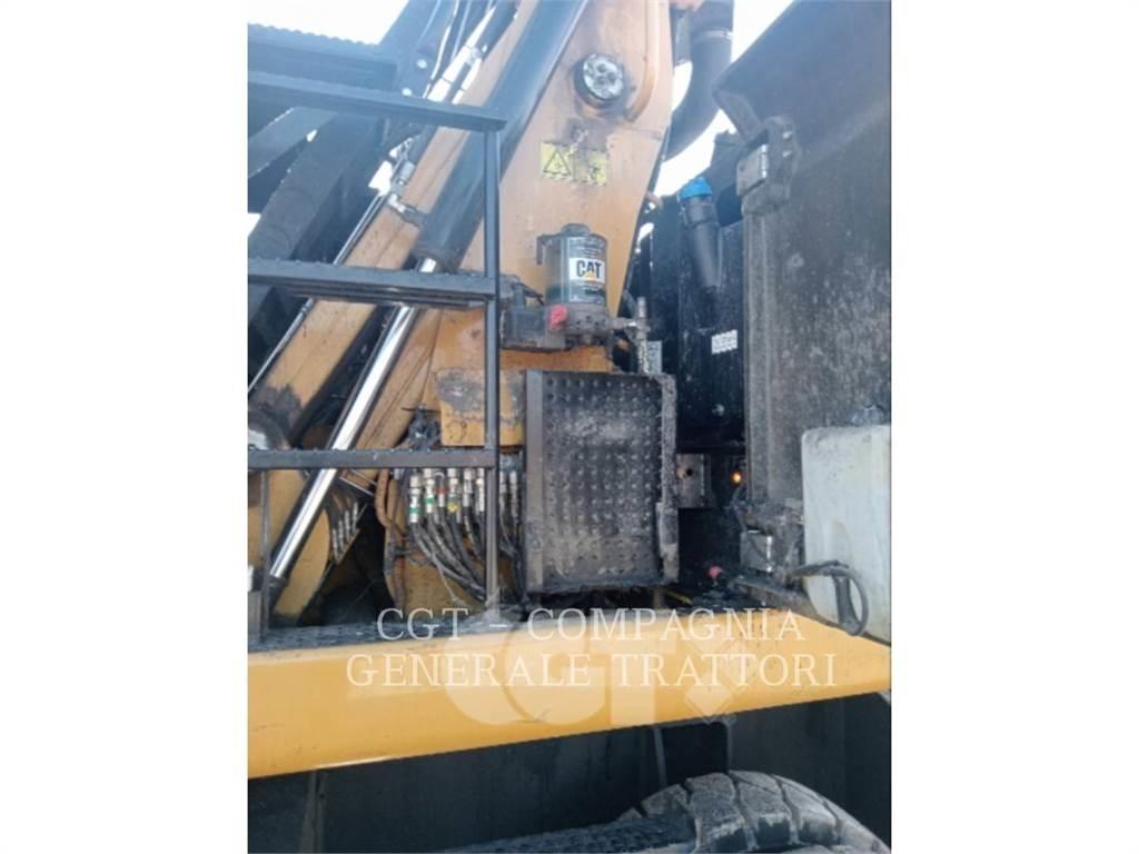 CAT MH3024 Колесни екскаватори