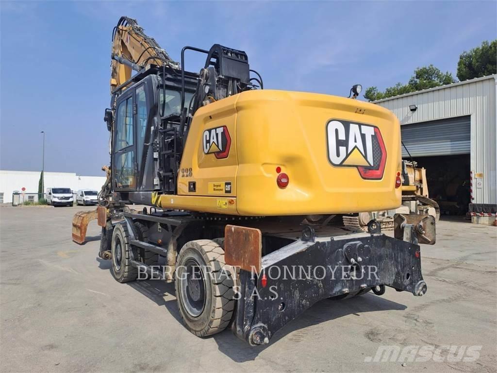 CAT MH3024 Колесни екскаватори