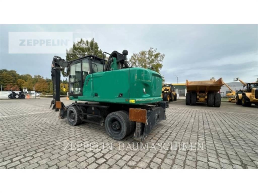 CAT MH3024-06C Багери за разрушаване
