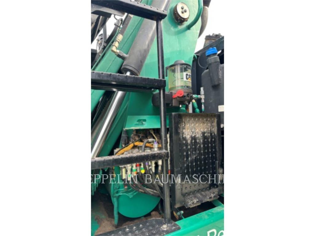 CAT MH3024-06C Багери за разрушаване
