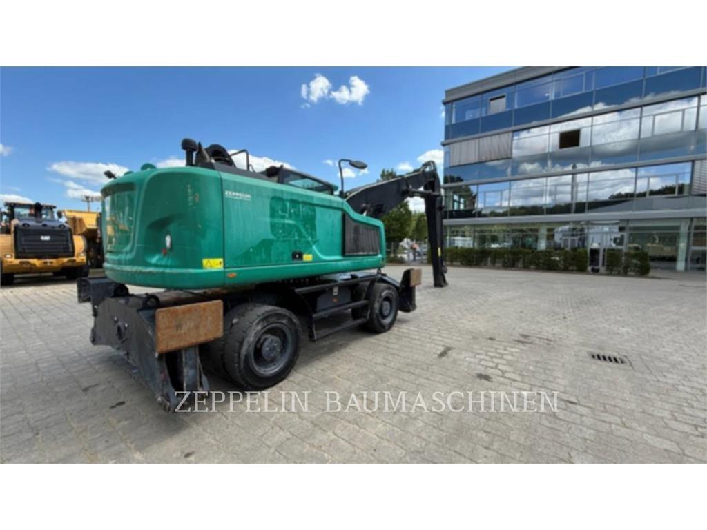 CAT MH3024-06C Багери за разрушаване
