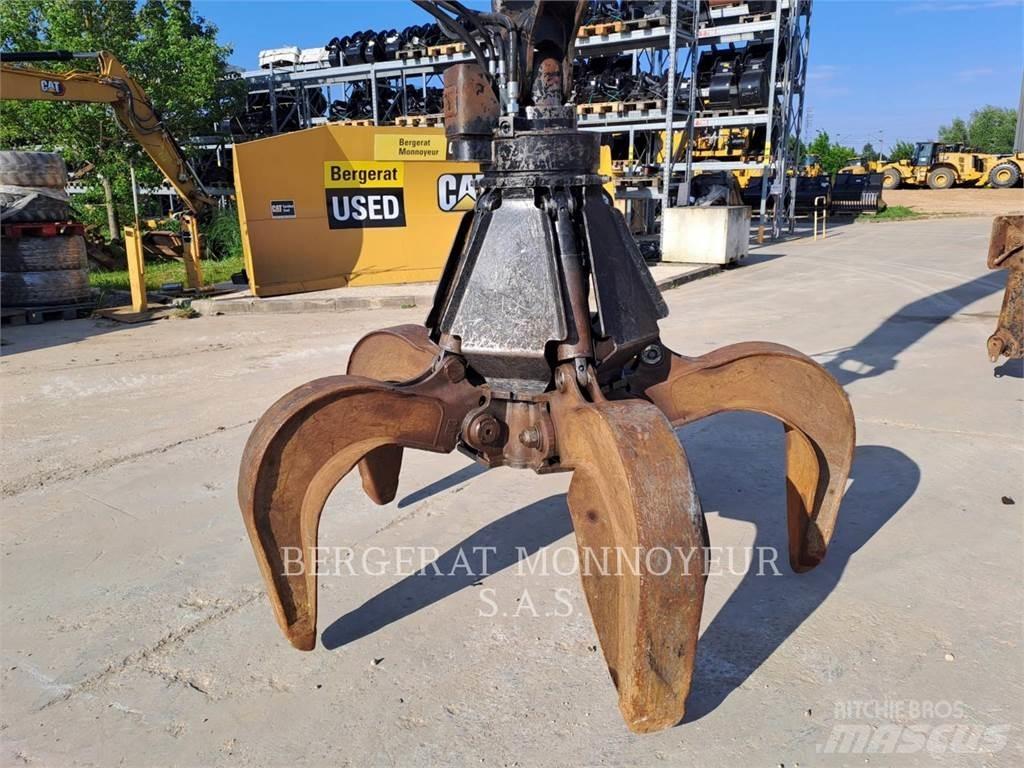 CAT MH3026 Колесни екскаватори