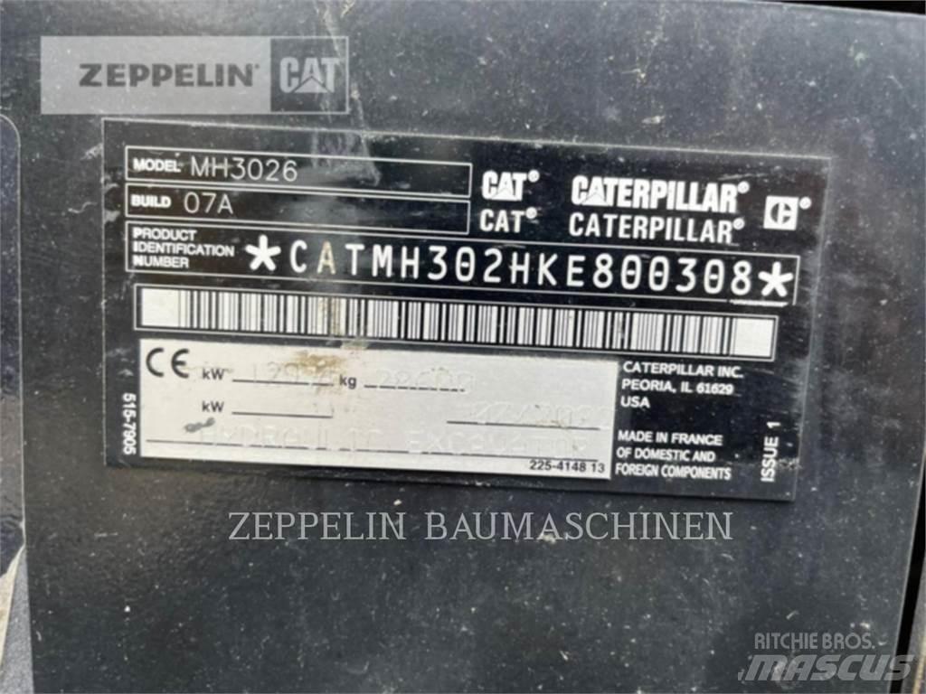CAT MH3026-07A Багери за разрушаване
