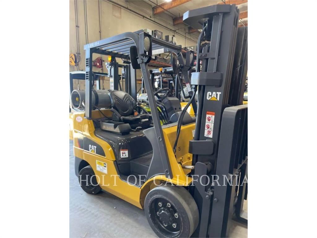CAT MITSUBISHI C6000-LE Вилични кари-повдигачи - други