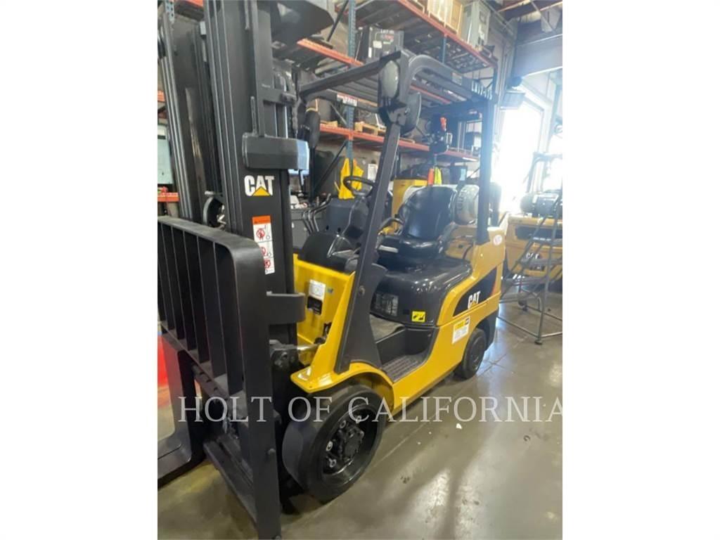 CAT MITSUBISHI C6000-LE Вилични кари-повдигачи - други