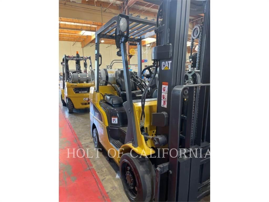 CAT MITSUBISHI C6000-LE Вилични кари-повдигачи - други