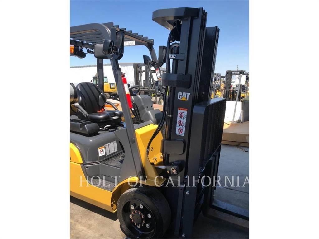 CAT MITSUBISHI C6000-LE Вилични кари-повдигачи - други