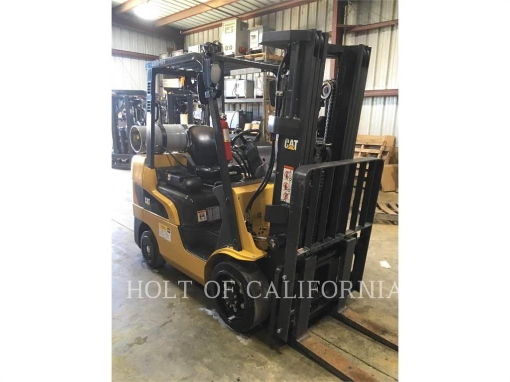 CAT MITSUBISHI C6000-LE Вилични кари-повдигачи - други