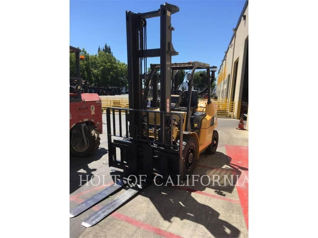 CAT MITSUBISHI DP40N1 Дизелови камиони