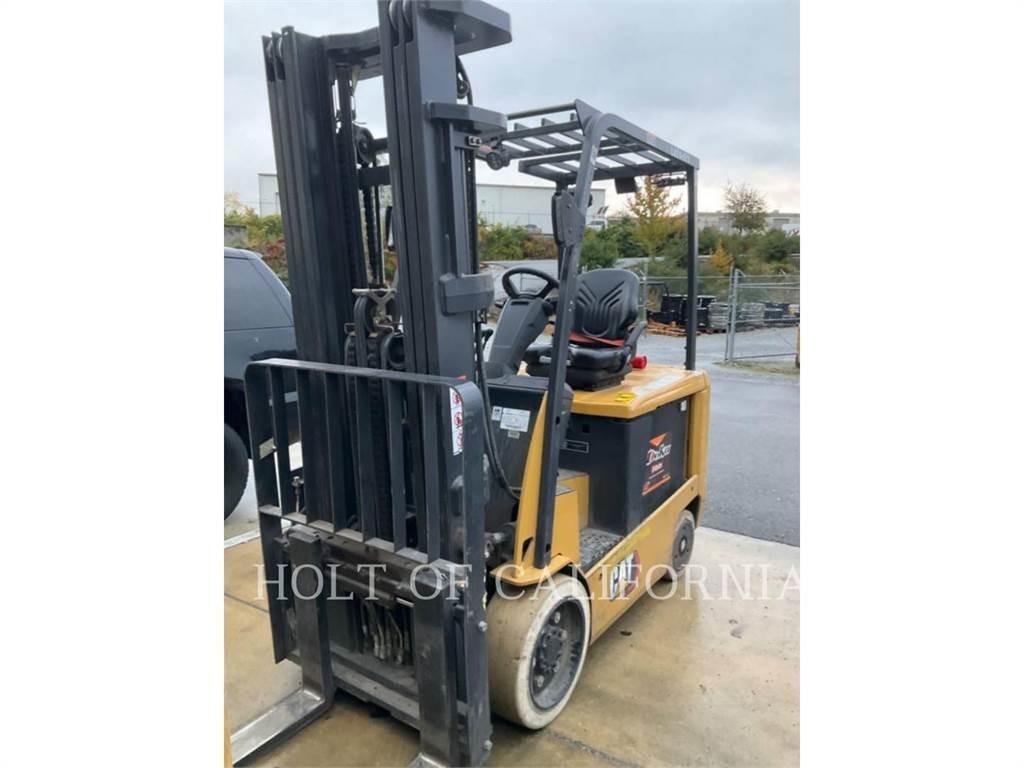 CAT MITSUBISHI EC30N3 Електрически вилични кари-повдигачи