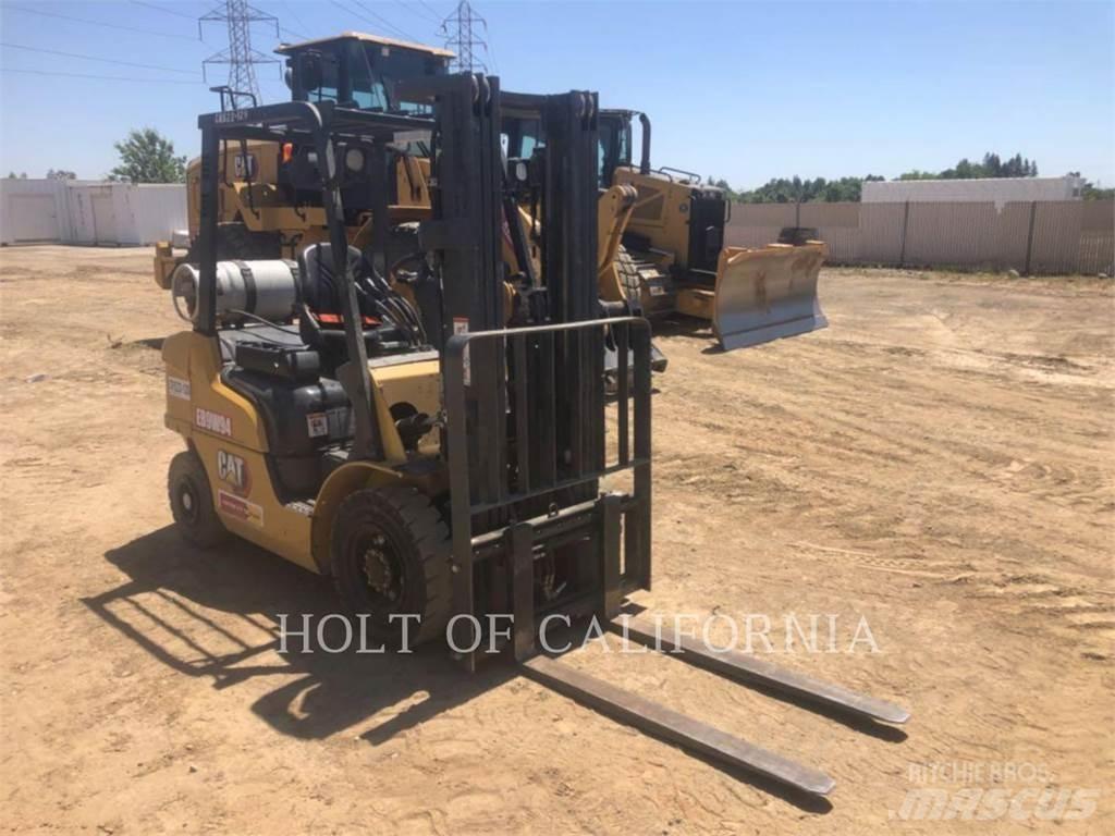 CAT MITSUBISHI GP25N5 Вилични кари-повдигачи - други