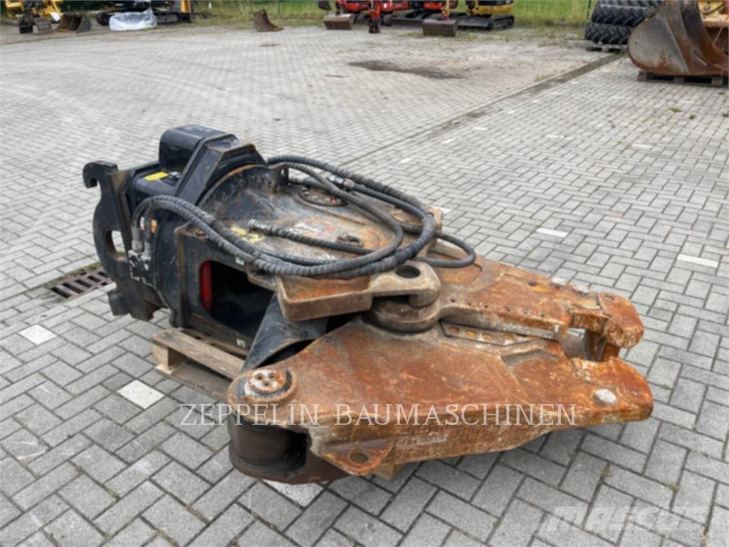 CAT MP318 строителни трошачки
