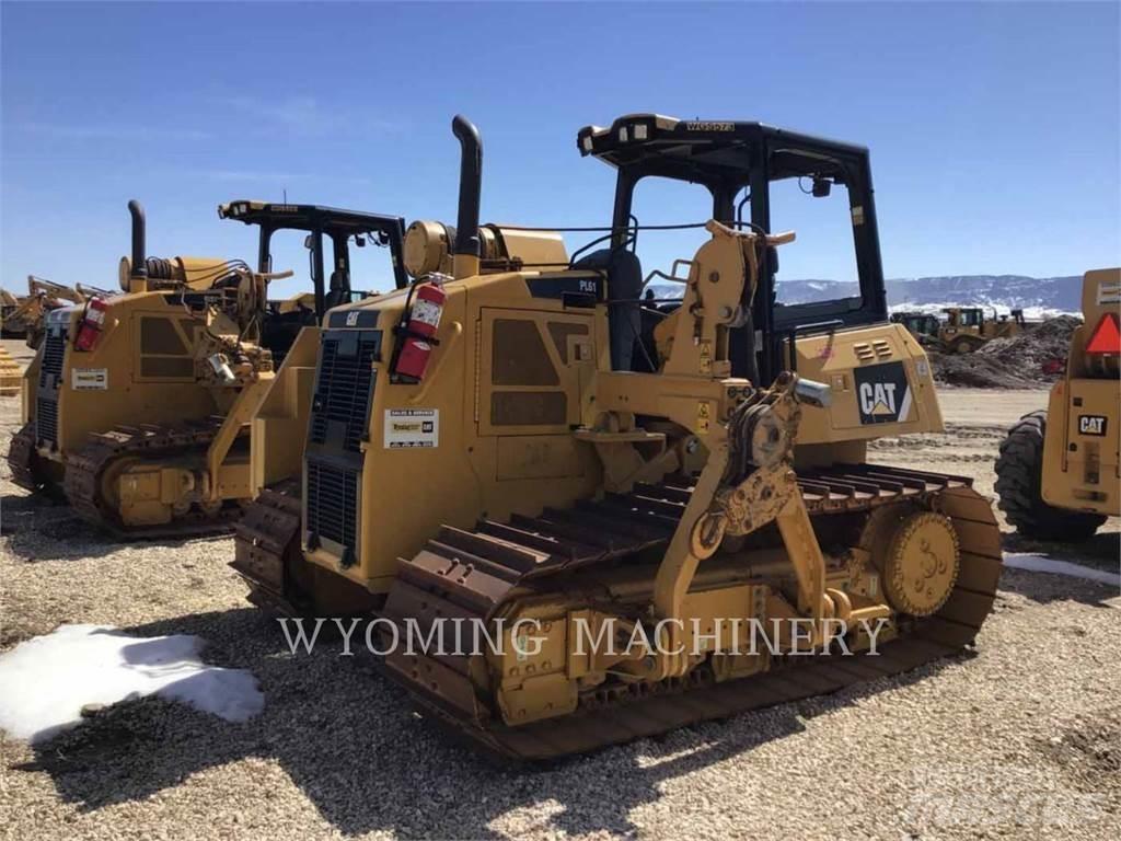 CAT PL61 Тръбополагащи булдозери