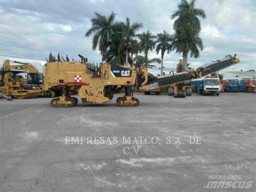 CAT PM-200 Машини за студено раздробяване на асфалт