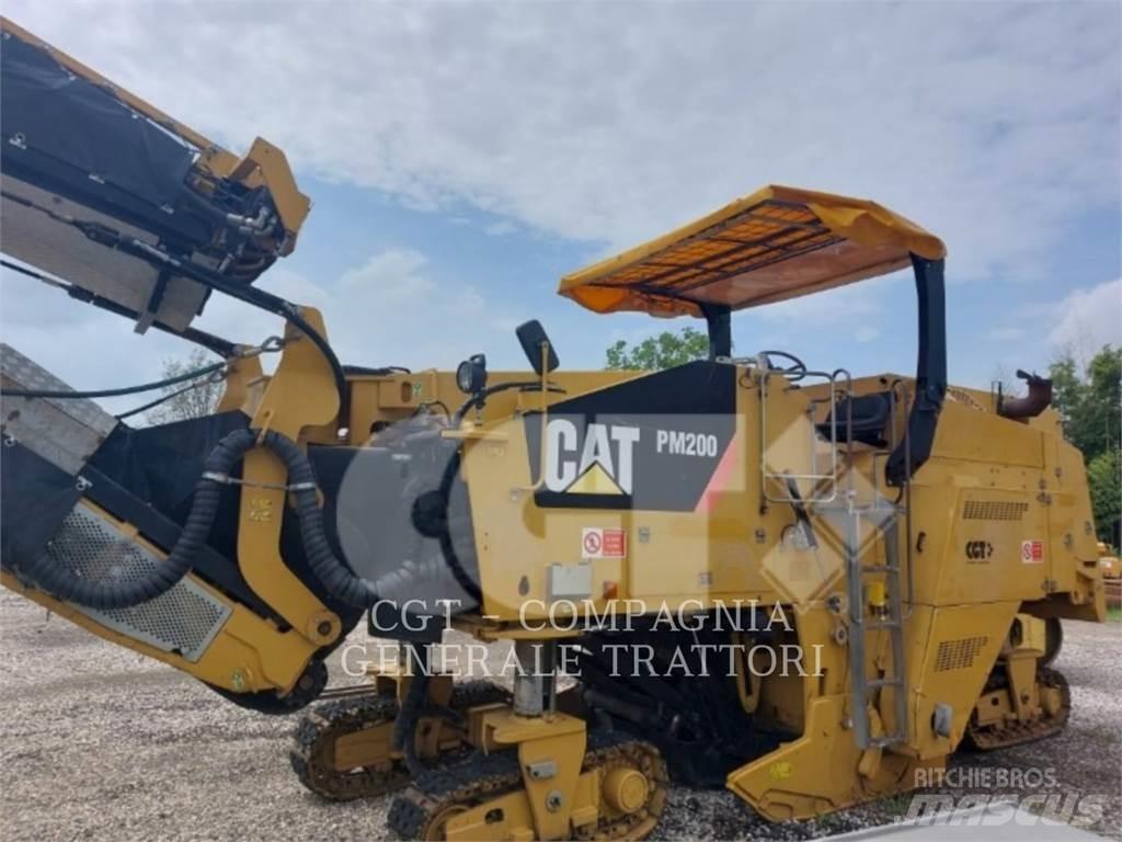CAT PM200 Машини за студено раздробяване на асфалт