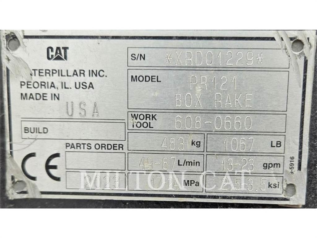 CAT PR121 POWERBOX RAKE Гребла и сенообръщачки