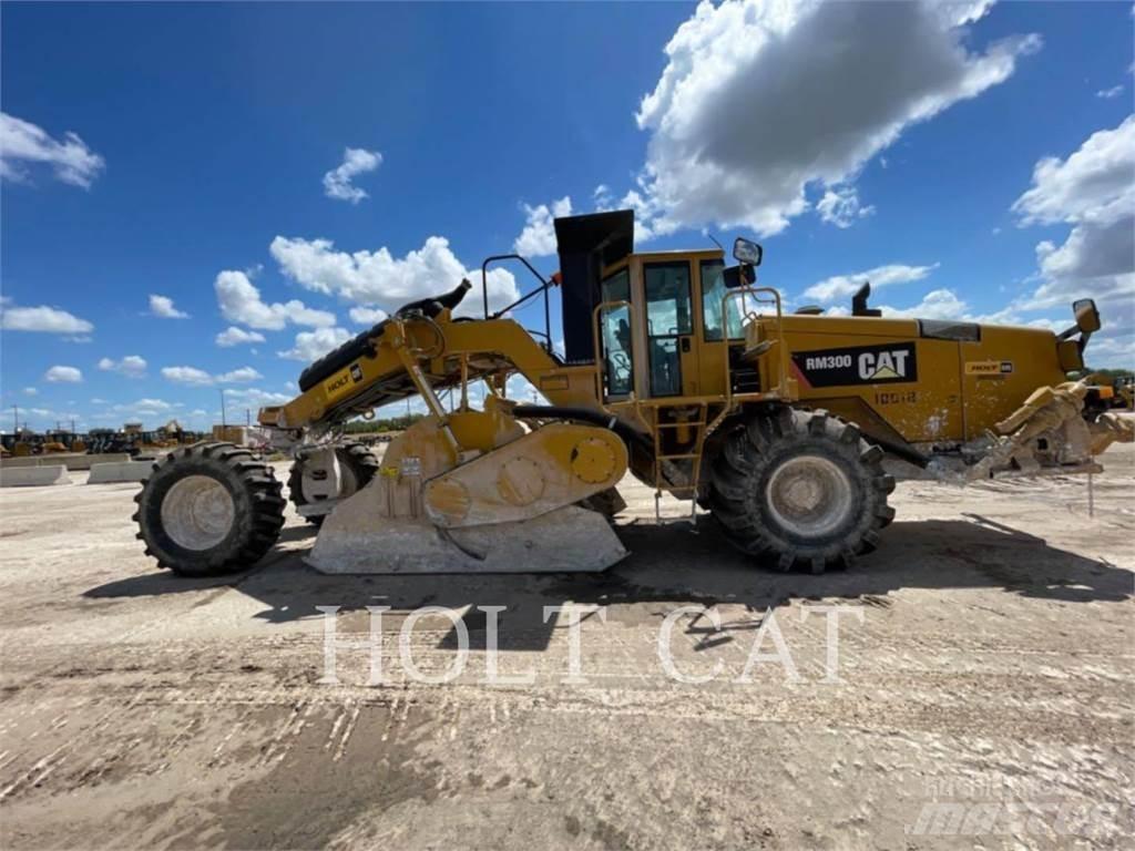 CAT RM300 Рециклатори на асфалт