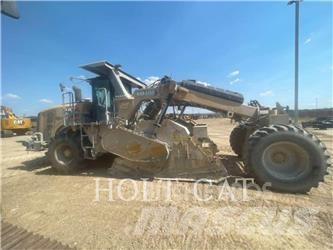 CAT RM400 Рециклатори на асфалт