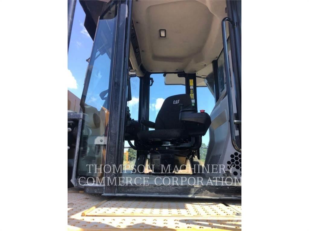 CAT RM400 Рециклатори на асфалт