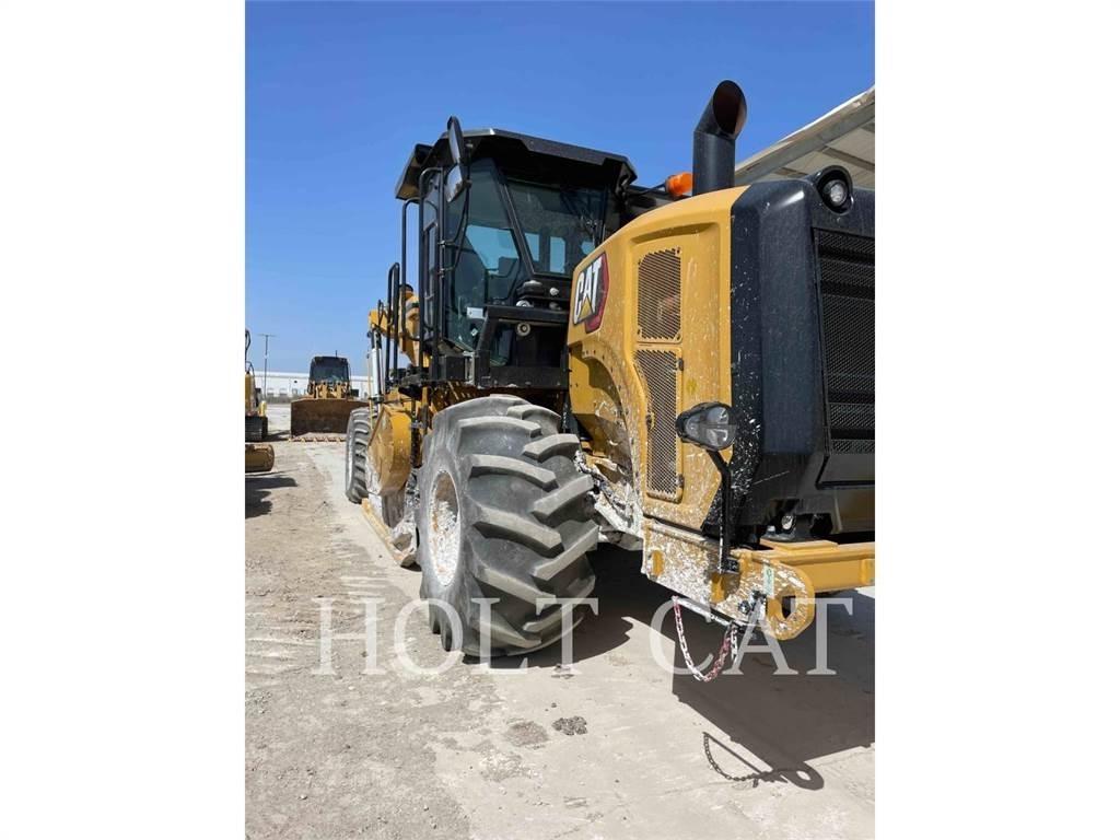 CAT RM400 CAB Рециклатори на асфалт