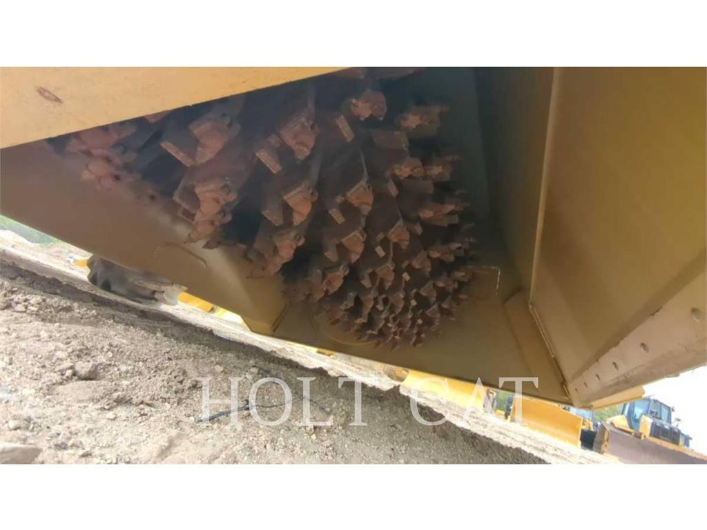 CAT RM400 CAB Рециклатори на асфалт