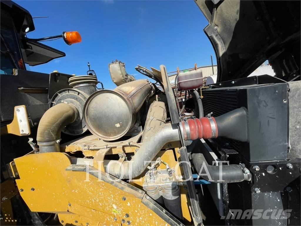 CAT RM400 CAB Рециклатори на асфалт