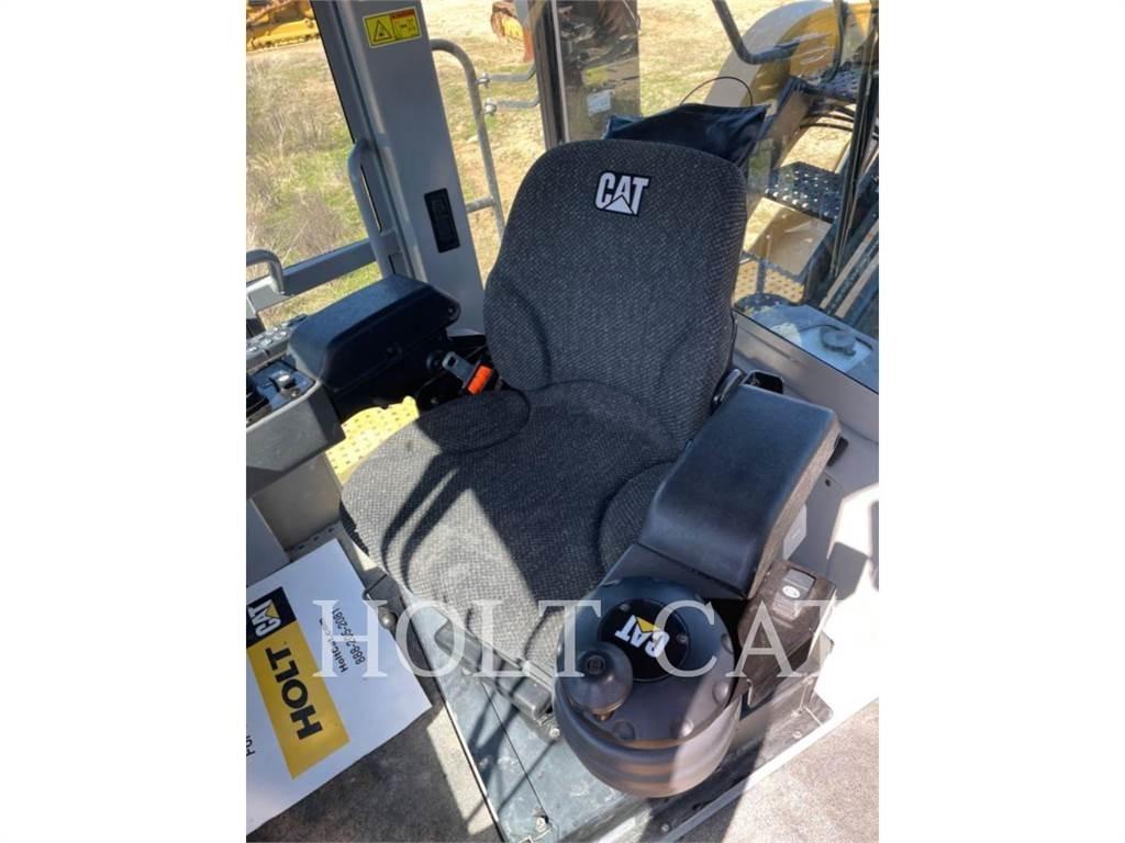 CAT RM500B CAB Рециклатори на асфалт