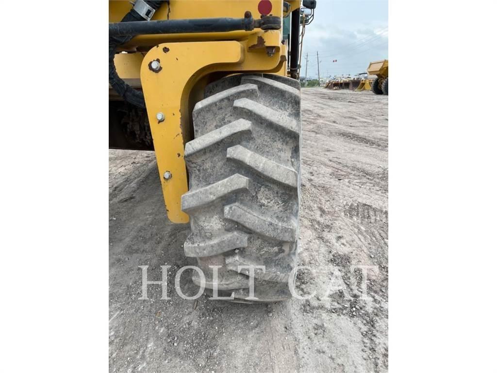 CAT RM500B CAB Рециклатори на асфалт