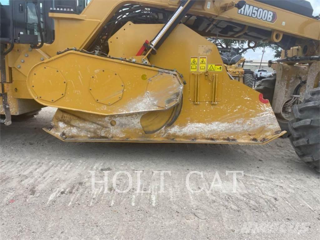 CAT RM500B CAB Рециклатори на асфалт
