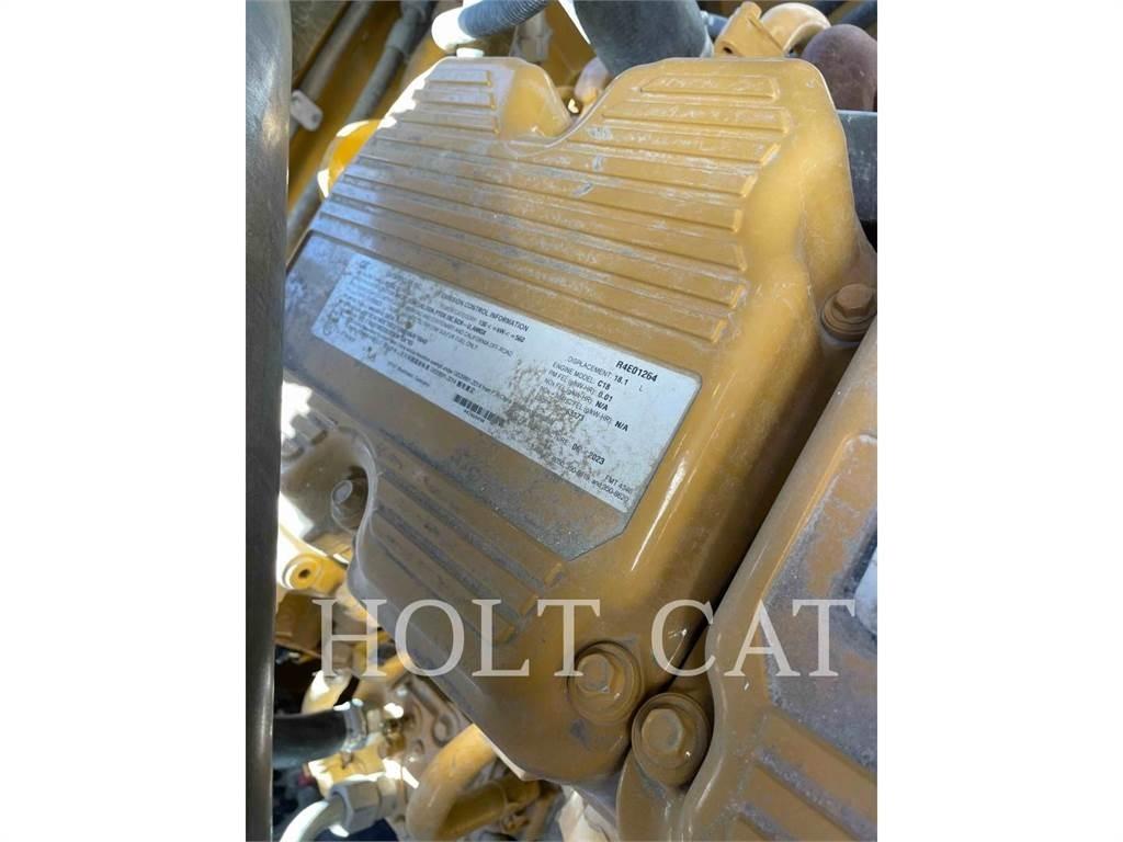 CAT RM600 Рециклатори на асфалт