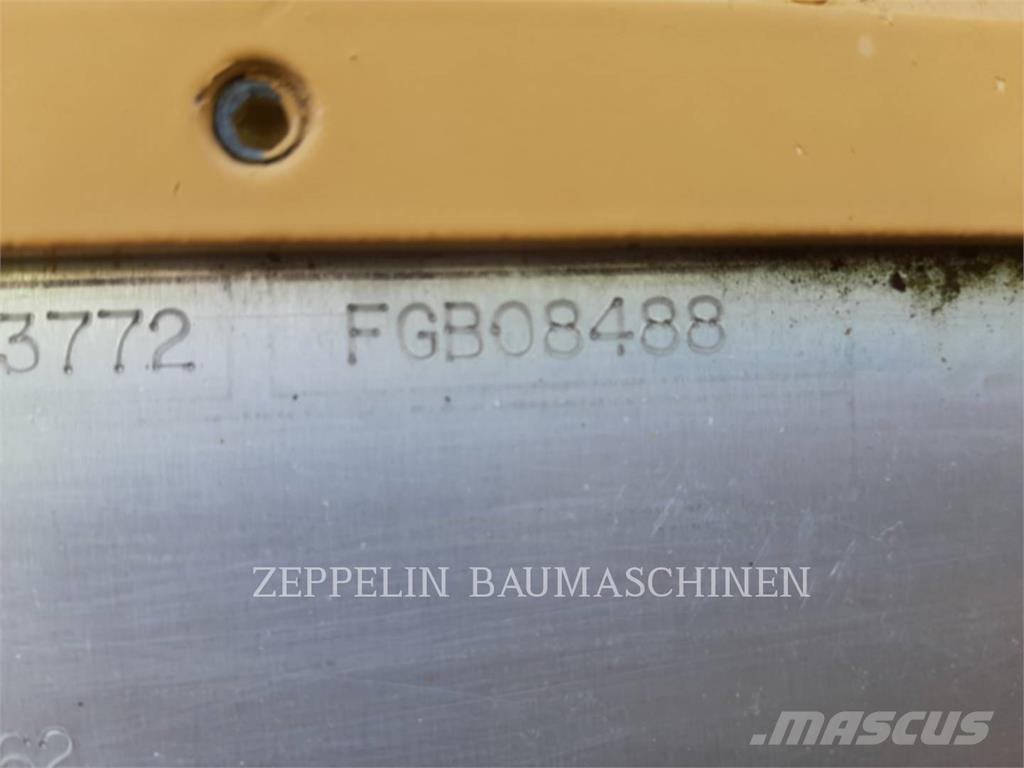 CAT SCHAUFEL CAT 966MXE Кофи